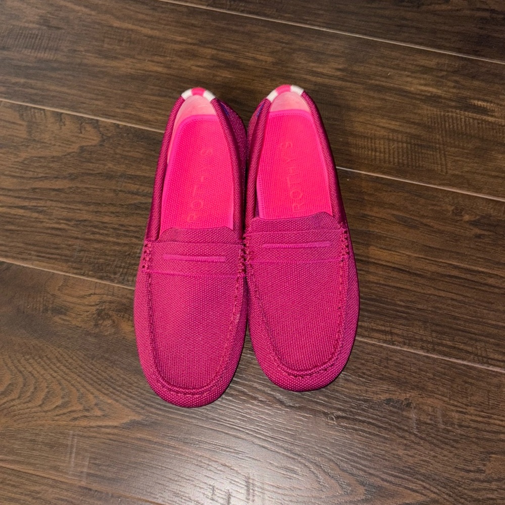 Raspberry Rothy’s size 8